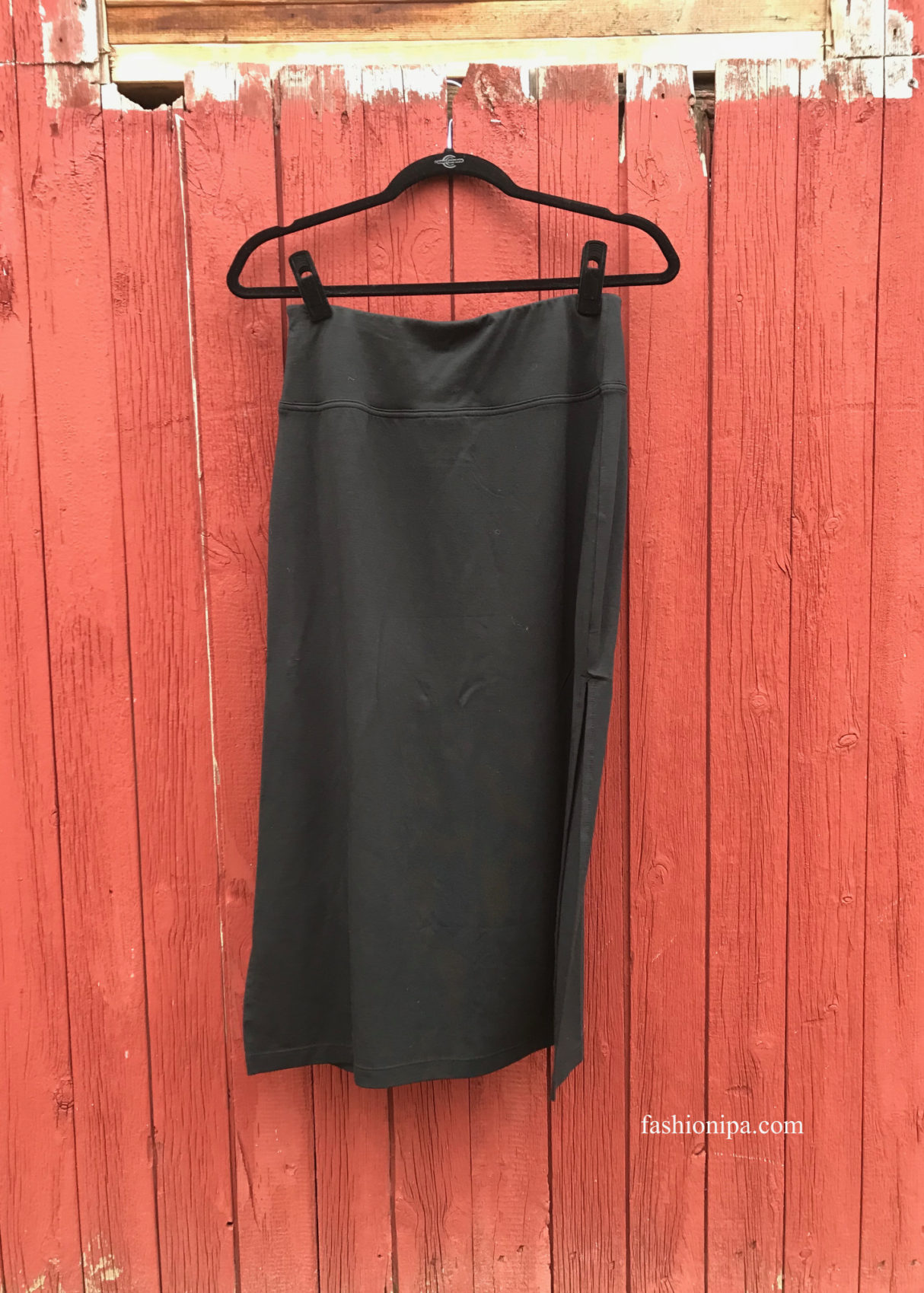 Athleta jersey skirt with side slits