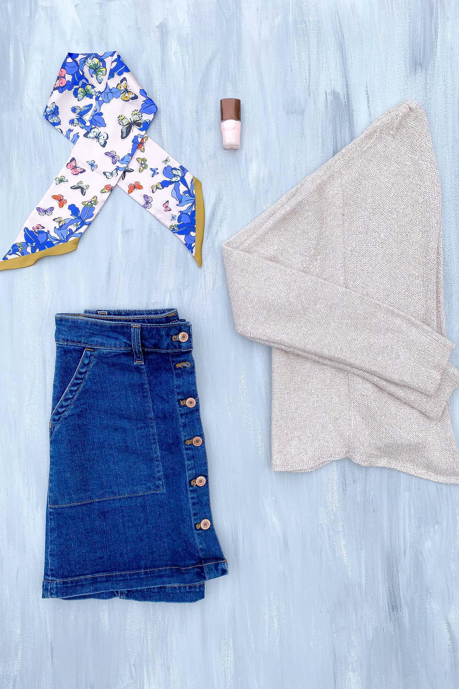 2020 Color Trends: Pinks and Blues.  Classic blue and light pink perfect for spring and summer.  #fashion #style #color trends 