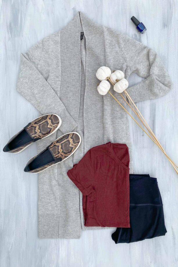 2020 Fall Fashion Flatlay | Merino Cardigan, Leggings, Tee, Sneakers | Fashionipa