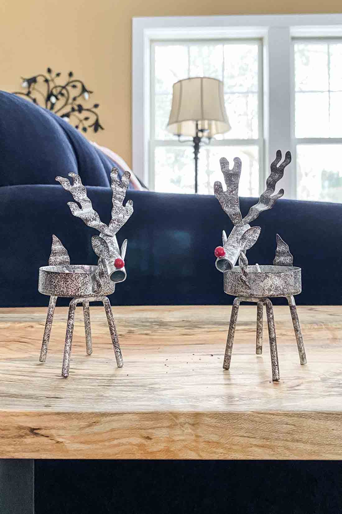 Galvanized metal reindeer handle holders